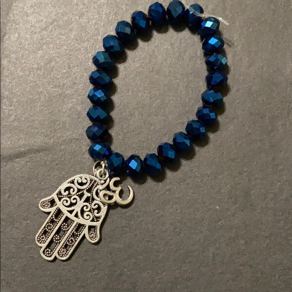 Hamsa/om
